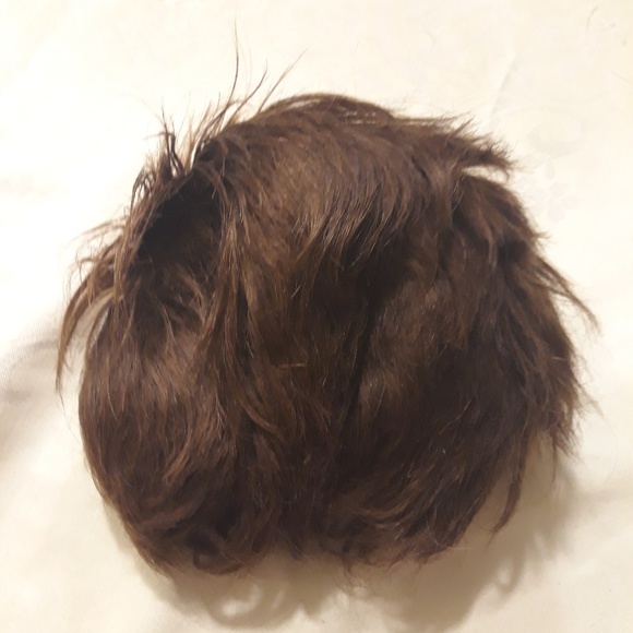 Wig - Picture 3 of 3